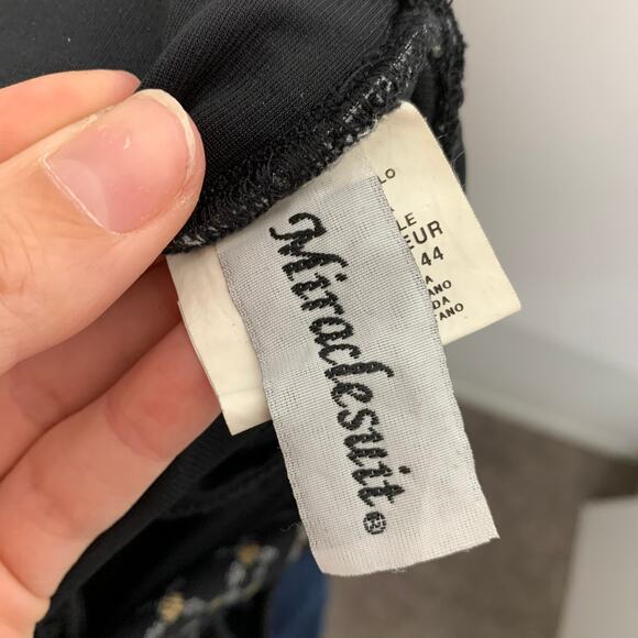 Miraclesuit Printed One Piece Swimsuit Black Womens Size 14 - Picture 8 of 10